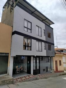 Budova, kde se aparthotel nachází