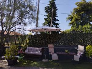 A garden outside Petite Maison dell'Etna