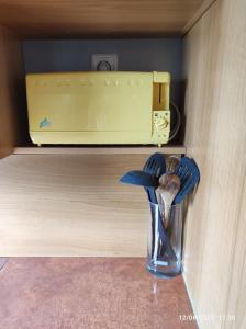Letto o letti in una camera di CHEZ ISA - Mobil home 2 ch - vue direct sur mer