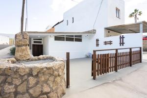 Το κτήριο όπου στεγάζεται  η παραθεριστική κατοικία