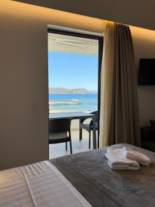 Galeriebild der Unterkunft Thalassa Luxury Apartments Nea Styra in Nea Stira