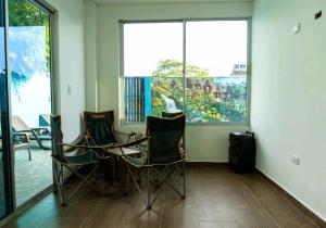 Rõdu või terrass majutusasutuses Cabaña Pandu