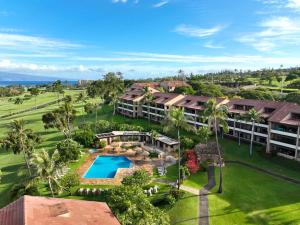 Bazén v ubytování KBM Resorts FREE CAR Kaanapali Royal Garden View 2-Bedroom Condo with Large Floorplan Quick Walk to Beach KRO-Q102 nebo v jeho okolí