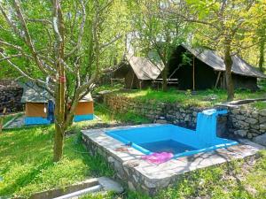 Κήπος έξω από το Discover Himalaya Camps