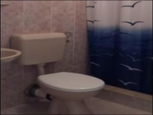 Koupelna v ubytování Holiday Home Kata - Two-Bedroom Holiday Home with Balcony