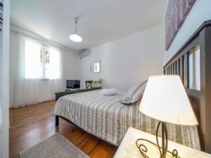 Gallery image of Apartments Aneli - Comfort One Bedroom Apartment with Terrace and Sea View A1 in Sobra