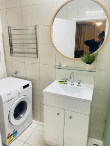 Bilik mandi di Entire Unit in Norwood, Adelaide