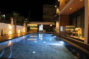 Bazén v ubytování Valmar Hotel nebo v jeho okolí