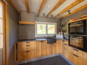 Gambar di galeri bagi 8p Chalet in the mountains near Fiesch ski area, cleaning included di Fiesch