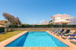 The swimming pool at or close to Villa Fuegosol