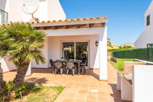 A balcony or terrace at Villa Fuegosol
