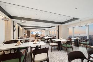 Ресторан / где поесть в Atour Hotel Nanchang Honggu Beach Greenland Central Park
