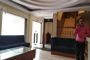 Posezení v ubytování HOTEL SINGH CONTINETAL
