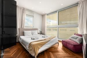 Gallery image of Rooftop Jacuzzi Seafront Penthouse by Sea N' Rent in Haifa