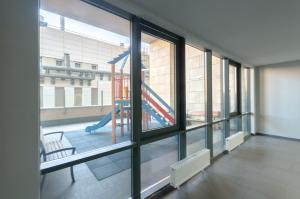 Balkón alebo terasa v ubytovaní Petrovdom Apartments 11-120 in RC Hoffman House, 34 Zolotoustivska Street