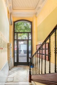 Fotografie z fotogalerie ubytování Pl Universitat Bright and cozy 2BD - 2BTH v destinaci Barcelona