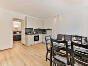 Fotografija v galeriji nastanitve Elegant Apartment in Inzing with terrace v mestu Inzing