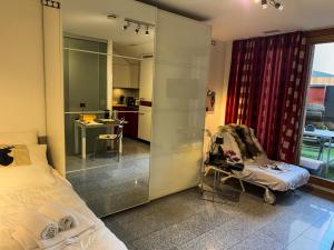 Posezení v ubytování Bequemes zentrales Apartment & Terrasse