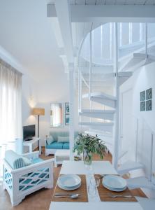Гостиная зона в Anassa Mare Villas & Residences