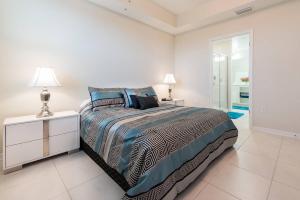 Postel nebo postele na pokoji v ubytování Storey Lake Resort 32 - Hosted by Top Villas + 31 fotografií