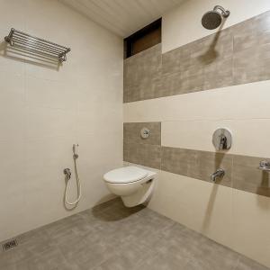 StayGuru Park View Residency的一间浴室