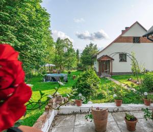 Zahrada ubytování Domowe Zacisze w Nickulinie