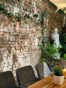 Prostor za sedenje u objektu 7Days B&B