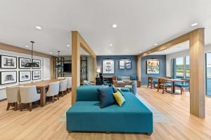 Posezení v ubytování Everhome Suites Waco