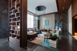 Un lugar para sentarse en Vignette Collection Shanghai Snow World Hotel by IHG