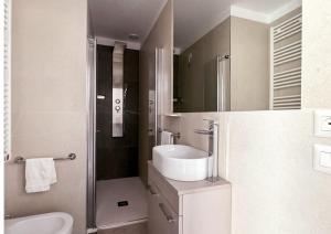 Koupelna v ubytování Hotel Vienna