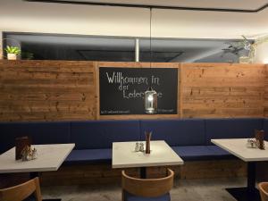 Restaurace v ubytování Pension Lederergütl - Jokercard & Parkplatz inkl