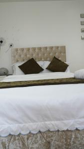 Gallery image of Lux Apartment in Gatwick in Crawley +56 photos