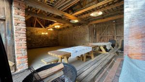 Fotografia z galérie ubytovania Cosy Country House U Faflika with Sauna and 2 bathrooms v destinácii Vlkov