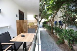 Balkón nebo terasa v ubytování Petra Luxury Suites