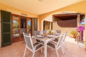 Fotografie z fotogalerie ubytování Casa GOLDI by Mallorca Villa Selection v destinaci Cala Romantica