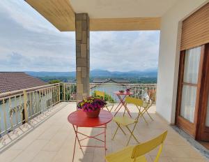 Nespecifikovaný výhled na hory nebo výhled na hory při pohledu z apartmánu