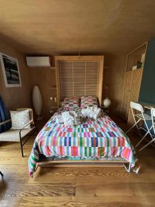 Fotografie z fotogalerie ubytování Chalet du domaine de rafin v destinaci Lamothe-Montravel