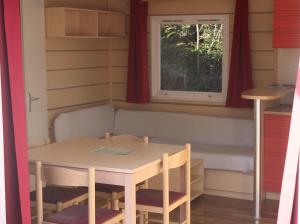 Fotografie z fotogalerie ubytování Camping Le Balcon de Chartreuse v destinaci Miribel-les-Échelles