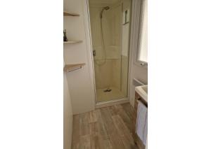 Ảnh trong thư viện ảnh của Mobil-home Clim, TV, LL Camping LA CARABASSE 4 étoiles - MH-A012 ở Vias