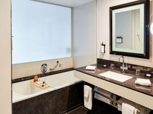 Koupelna v ubytování Sofitel Brussels Europe