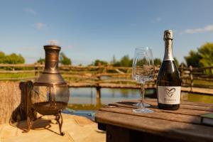 Fotografie z fotogalerie ubytování Fairytale Staycation - Near London by Damask Homes v destinaci Stapleford Tawney