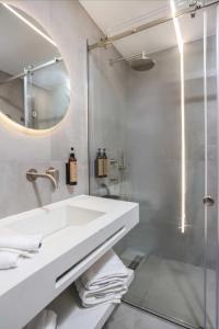 Koupelna v ubytování Petra Luxury Suites
