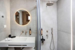 Koupelna v ubytování Petra Luxury Suites