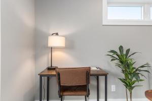 Galeriebild der Unterkunft The Birches - Condotel Downtown Lake Leelanau ➠ Unit 5 in Suttons Bay