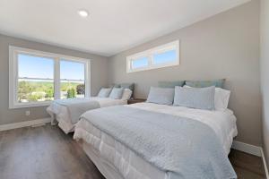 Galeriebild der Unterkunft The Birches - Condotel Downtown Lake Leelanau ➠ Unit 5 in Suttons Bay