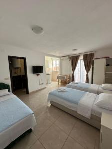 Gallery image of Apartments Riviera Budva in Budva