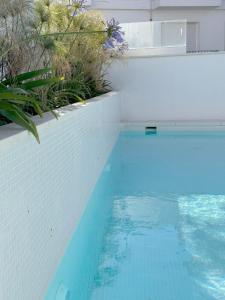 Hồ bơi trong/gần Terrazas de Conil la Almadraba