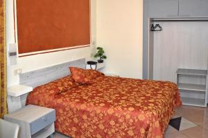 Postel nebo postele na pokoji v ubytování HOTEL IL PARCO - Parking Free & Restaurant - Hotel
