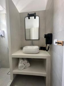 Photo de la galerie de l'établissement Danа̃e Sun&Sea Stays, à Livadiá