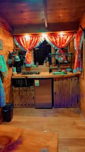 Η κουζίνα ή μικρή κουζίνα στο Hospedaje La Primavera